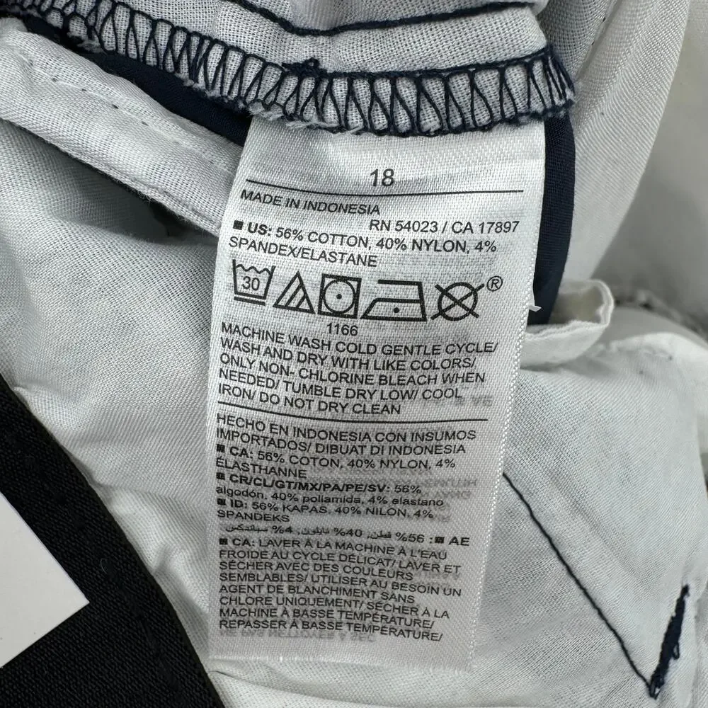 Old Navy boy's 18 uniform pants tech straight built-in-flex navy blue NEW 32
